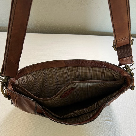 Genuine Leather Fossil Messenger Bag - Picture 3 of 7